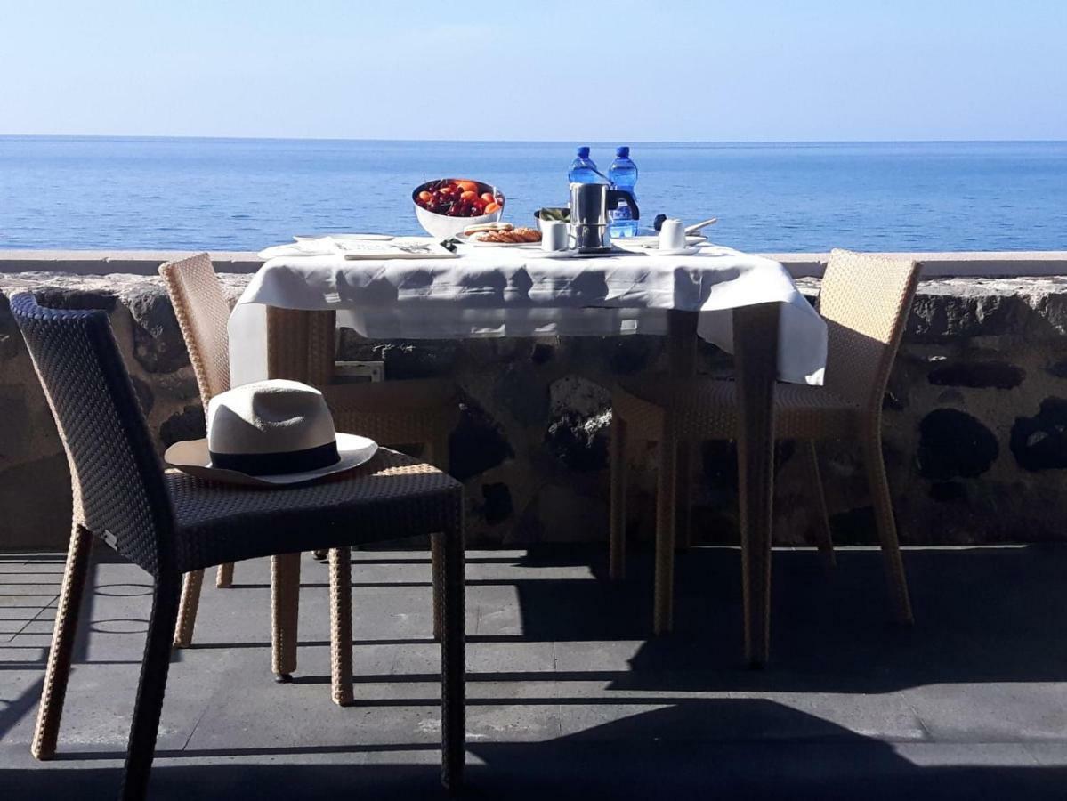 Apartamento Nerossidiana Sul Mare Di Lipari Exterior foto